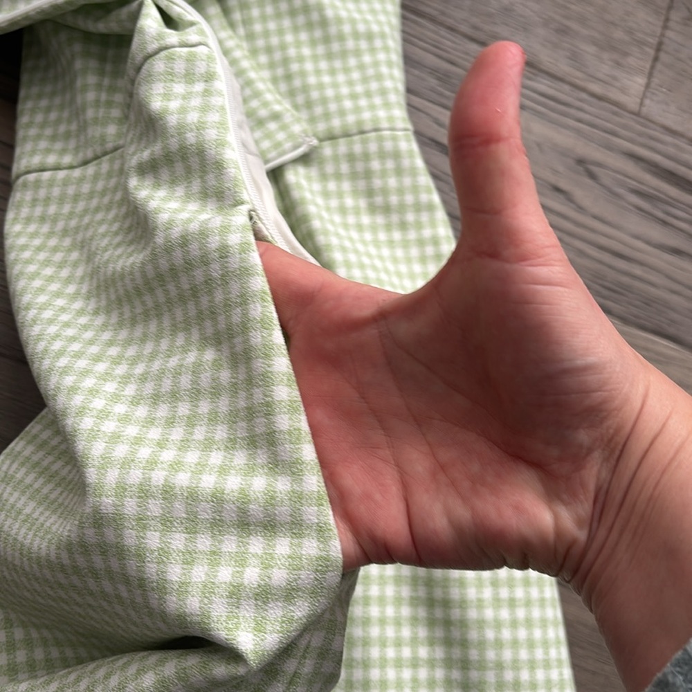 Wildfred | Aritzia Isabelle dress in gingham light green and white size 4 - Picture 16 of 16